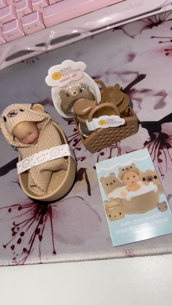 MGA’S Mini Verse Make It Mini Real Baby (bath Time Bundle)