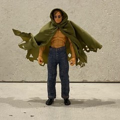 SU-375-HC-DG: 1/18 Dark Green Wired hooded cape for 3.75″ figures (No Figure)