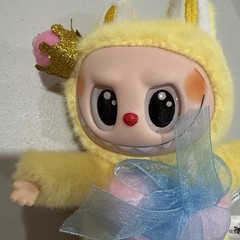 POP MART-The Monsters LABUBU Let’s Checkmate .. not in box
