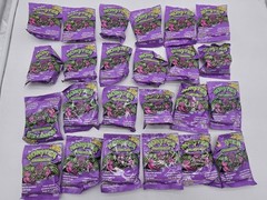 Vintage 1992 MONSTER IN MY POCKET ‘Super Creepies’ Case Of 24 Unopened Packs WOW