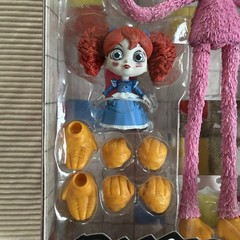 McFarlane Toys Poppy Playtime Kissy Missy 7” Action Figure *FREE SHIPPING*