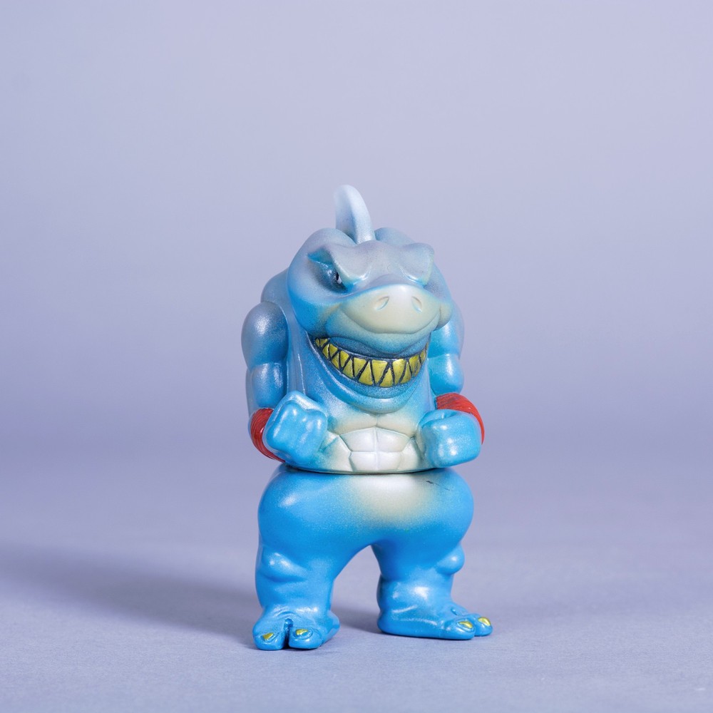 Rampage Toys X Shamrock Arrow Fang Shark Fighter Japanese Kaiju Sofubi Figure
