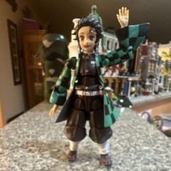 Demon Slayer: Kimetsu no Yaiba Tanjiro Action Figure Sword Extra Hands/Head