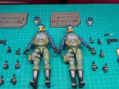 Valaverse Action Force Steel Brigade Version 2 Female Loose Complete x 2 Lot
