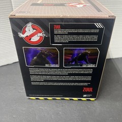 Ghostbusters Zuul Deluxe 1:8 Scale Soft Vinyl Figure Terror Dog Star Ace Toys