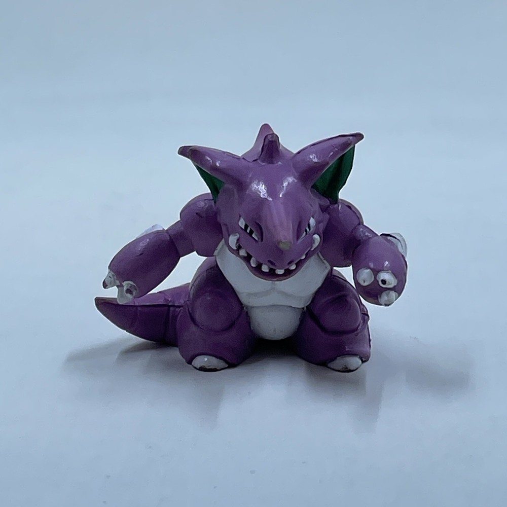 Nidoking TOMY Pokemon Figure 1999 Nintendo 2″ – Vintage Authentic