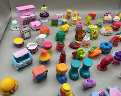 96 Shopkins Figures And Furniture 96 Pieces Multiple Series Moose