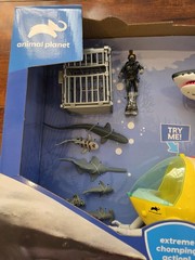 Animal Planet Deep Sea Yellow Submarine and Sea Life Toy RARE!