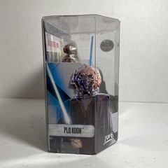 Jedi Master Plo Koon & R4-F5 1 of 6 STAR WARS Walmart Droid Factory NEW Sealed