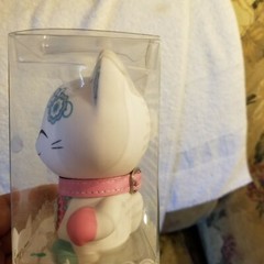 MANI THE LUCKY CAT FIGURE – FLORAL PATTERN – NEW