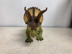 2017 Primal Clash Dino Commander Triceratops Figure Lanard with saddle Dinosaur