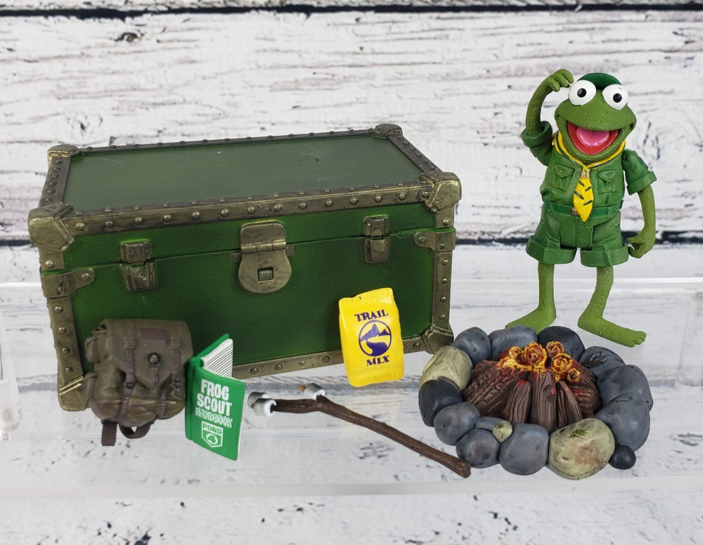 Palisades Jim Henson The Muppets Frog Scout Robin Series 7 – Not Complete