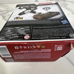 Transformers WFC Netflix Walmart Exclusive Decepticon Sparkless Bot Damaged Box