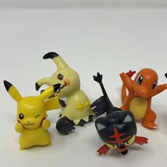 Pokémon Mini Figures Lot Of 10 Figures Jazwares Pickachu Mimikyu Charmander