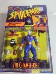 ToyBiz Spider-Man New Animated Series Chameleon Transforming Figure + Gun Head