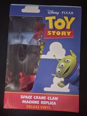 TOY STORY SPACE CRANE CLAW MACHINE REPLICA DLUXE 8 INCH VINYL FIGURE NIB