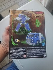Transformers Kingdom War For Cybertron Autobot Pipes New