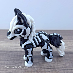 Skeleton Horse 3D Printed Articulated Flexi Fidget Toy- Cute Halloween Gift