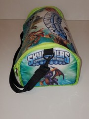 SKYLANDERS Spyro’s Adventure 21 Figures 22 Cards 15 Stickers Carry Case Bag Lot