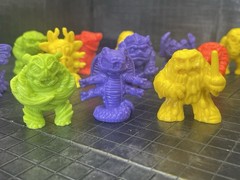 Bad eggz Bunch Authentic Original Hard Plastic lot Complete Set Of 24 Figures