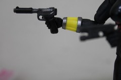 MARVEL LEGENDS 2026 AVENGERS CROSSING BLACK WIDOW FIGURE EXTRA WEAPONS GAUNTLETS