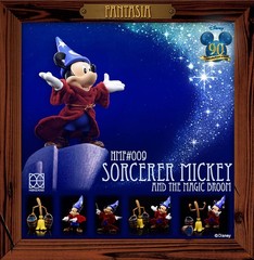 HEROCROSS Hybrid Metal Figuration #009 Disney Fantasia Sorcerer Mickey Mouse