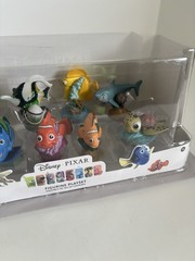 Disney Store Finding Nemo Figurine Playset 9 Figures Factory Sealed