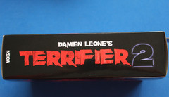NECA DAMIEN LEONE’S TERRIFIER 2 ULTIMATE ART THE CLOWN FIGURE NEW IN BOX