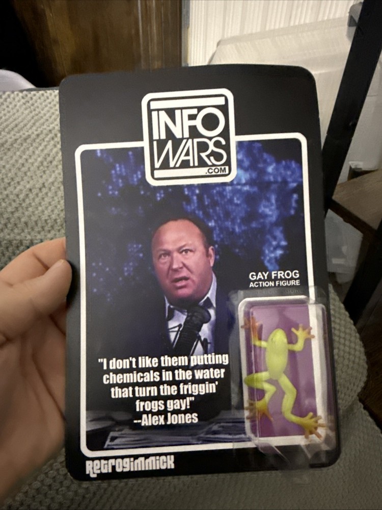 Retrogimmick: Info Wars Frogs