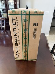 Hot Toys Iron Man Nano Infinity Gauntlet 1/1 Life Size LMS-007 Brand New