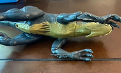 Jurassic World Camp Cretaceous SCORPIOS REX Dino Escape Slash ‘N Battle Dinosaur
