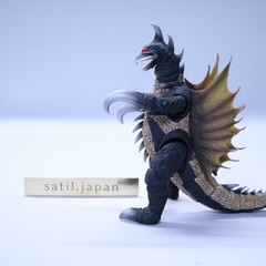[USED] BANDAI SPIRITS S.H.MonsterArts Godzilla GIGAN 1972 Action Figure