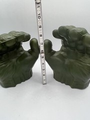 Marvel Hasbro 2015 Avengers Incredible Hulk Open Grip Green Foam Gloves Hands