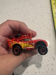 Disney Pixar Cars Radiator Springs 500 Off-Road Lightning McQueen Diecast Car
