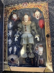 NECA HBO ORIGINAL WELCOME TO DERRY ULTIMATE PENNYWISE 7″ ACTION FIGURE