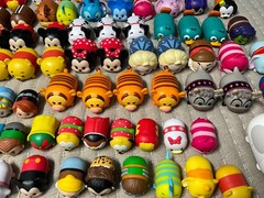 HUGE Lot of 138 Disney Tsum Tsum Vinyl Mini Figures Stackable MULTI SIZE