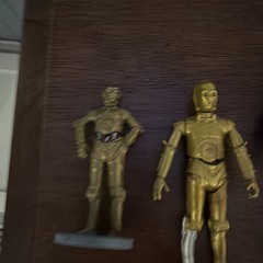 3 Y2ks C-3PO Action Figures