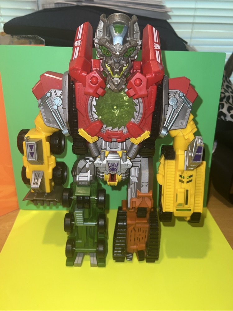 2008 Transformers -Construction Devastator Mega Power Bots 12″ Revenge of Fallen