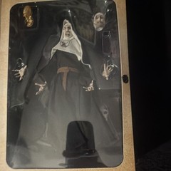 The Nun Ultimate Valak Action Figure Valak w/ Interchangeable Heads & Stand