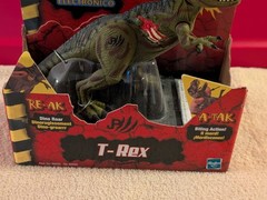Jurassic Park III Electronic Re-Ak A-Tak T-Rex Figure- New In Box -Hasbro