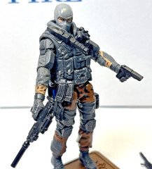 GI Joe Beachhead. Ranger Pursuit of Cobra. 2010 V15 Incomplete Great Condition.