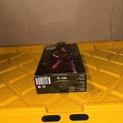 NECA ELVIRA MISTRESS OF THE DARK COMMANDO 7″ ACTION FIGURE FAST SHIPPING