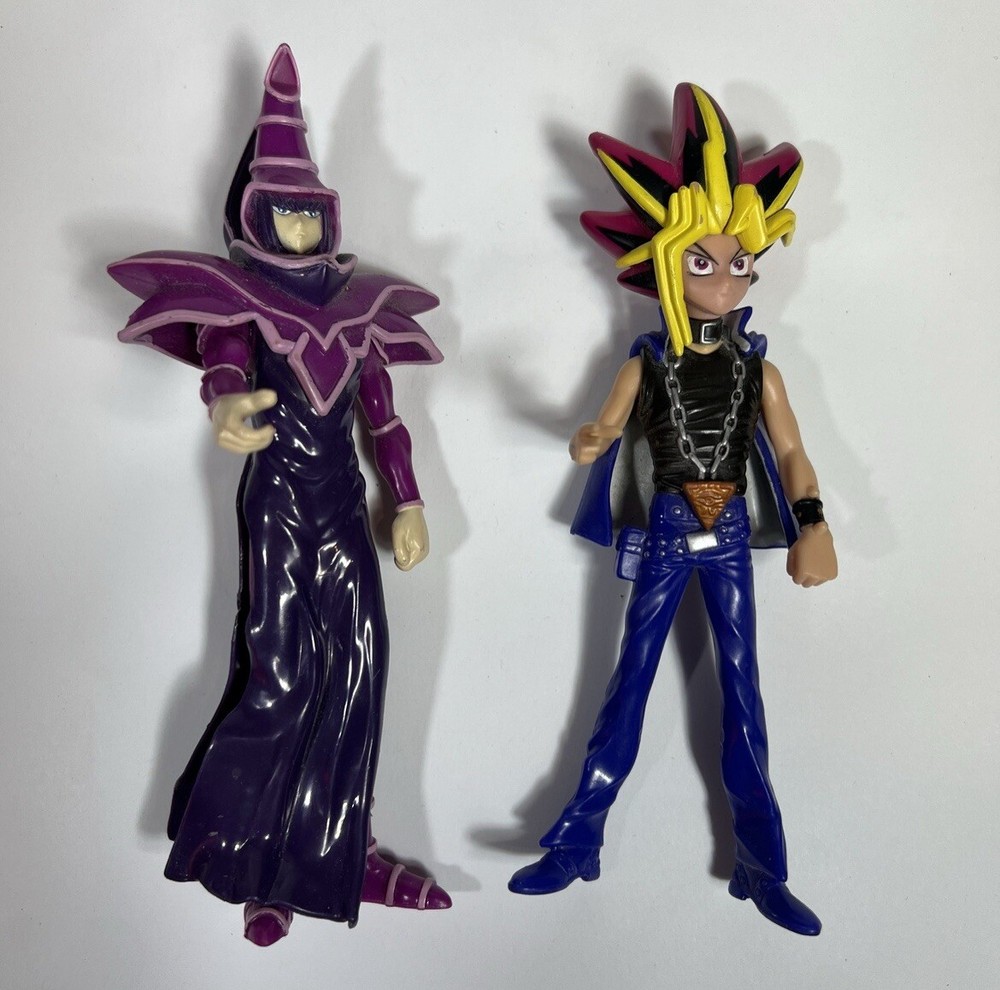1996 Mattel Kazuki Takahashi Yu-Gi-Oh! Yami Yugi Dark Magician Action Figures