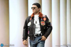 1/6 Scale Top Gun – Pete Mitchell Naval Aviator Lieutenant – MINT IN BOX