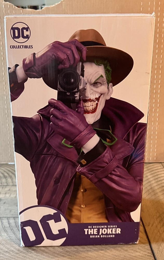 DC Designer Series The Joker by Brian Bolland 1/6 Scale Statue 2606/5000