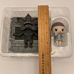 Loot Crate Artist Series Stranger Things Eleven vs. Demogorgon Limited Editon