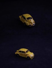 New In Stock Bumblebee Autobot RT DT-01 Deformabl Robot Action Figure Mini Toys