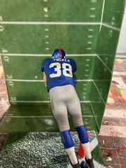 mcfarlane football figure custom NEW YORK GIANTS BOB TUCKER 6″