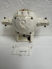 Imperial Tie-Fighter (White) 1978 Kenner Star Wars, missing 1 battery contact