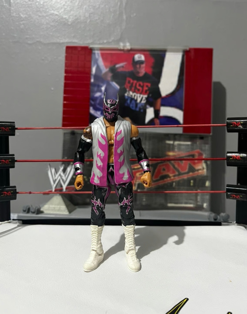 WWE Sin Cara Elite Series 44 Purple Black w Jacket Lucha Mexico NXT Mistico AEW